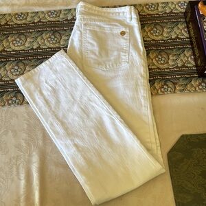Tory Burch White Super Skinny Jeans in excellent preowned condition Size 31